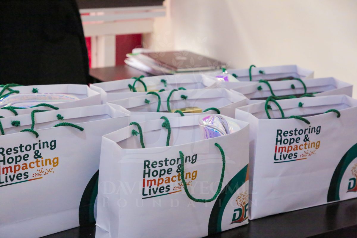 Free Make-up kits